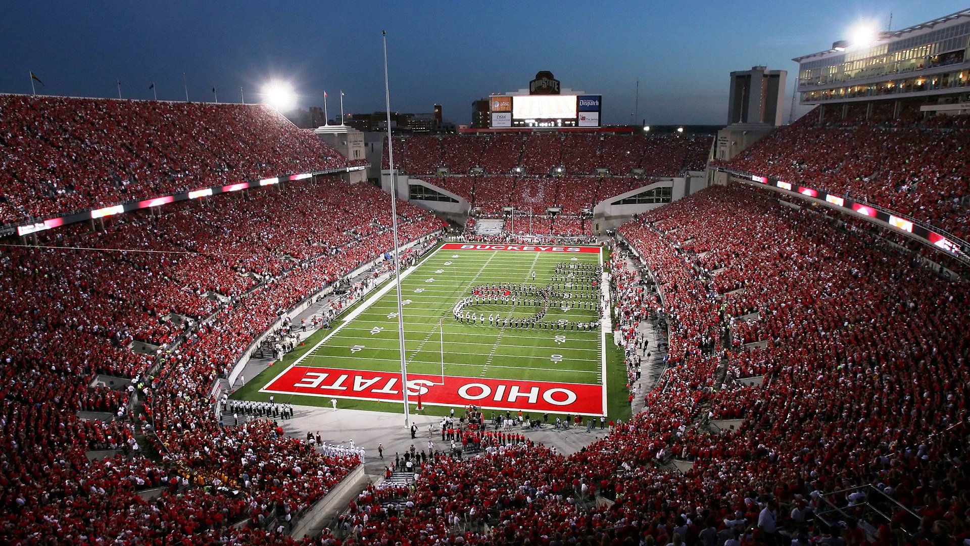 高尔持续为袋鼠队创造得分机会，成为球队新核心，高尔夫袋鼠男装简介