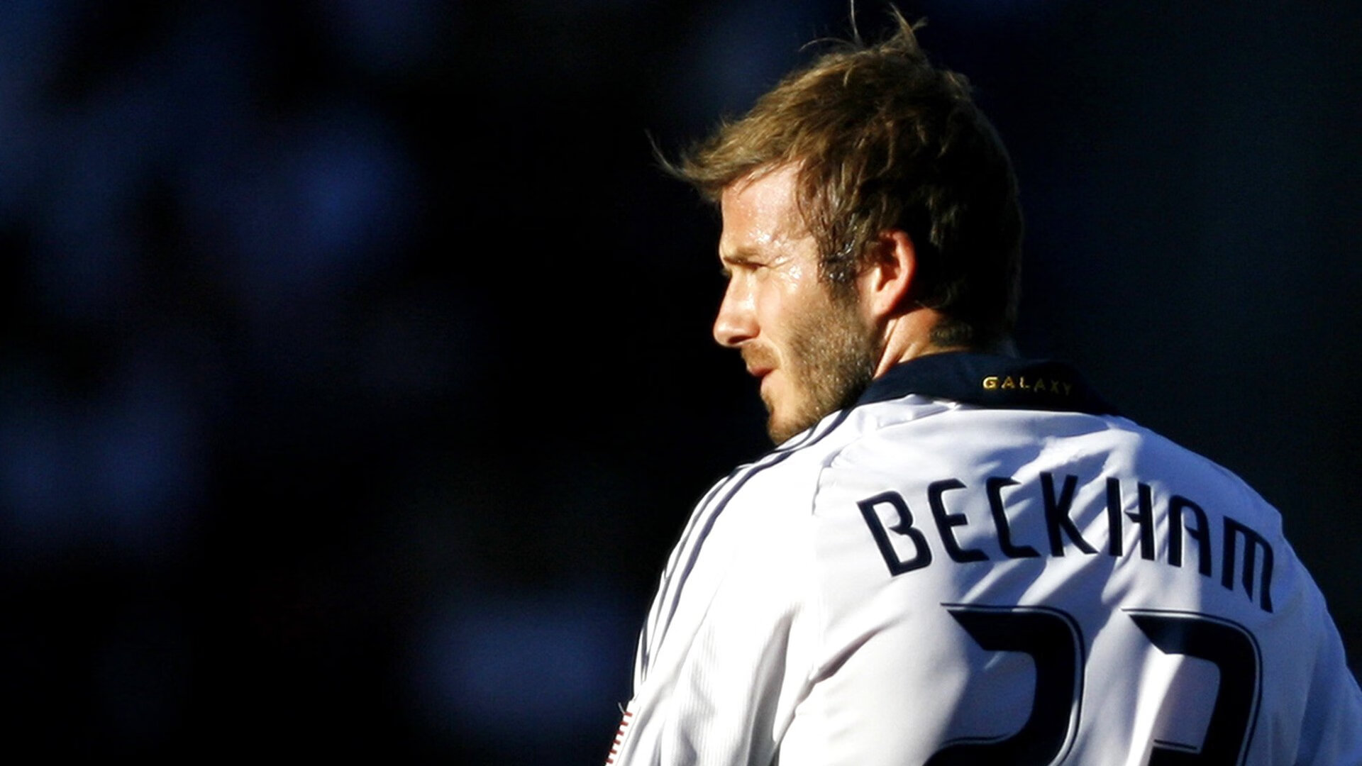 凯恩重返热刺，40万镑顶薪合同引爆转会市场，凯恩亲承将离开热刺